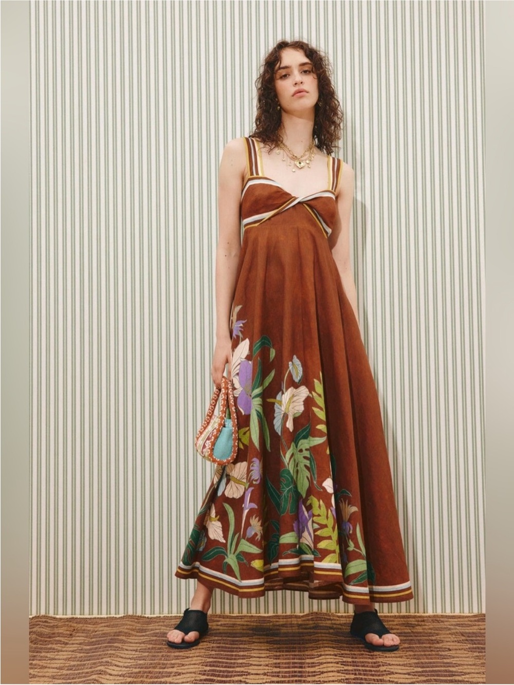 NWT ALEMAIS Alfie Twist
Sundress in Chocolate